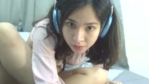 Liz Gwyneth Charlota online show from March 2026 11:10:01 PM