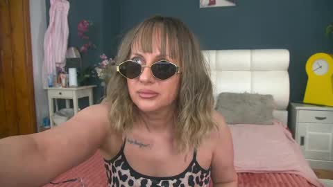 Snapshot of cougarmilf_ chatting on April 2026 02:04:02 PM cougarmilf_ online show from April 2026 02:04:02 PM