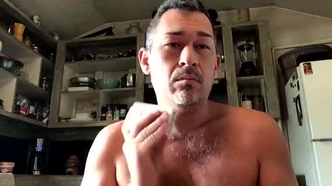 countryjoe2002 online show from December 2025 06:23:01 PM