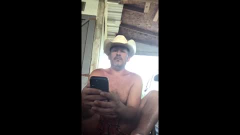 countryjoe2002 online show from April 2026 09:30:01 PM