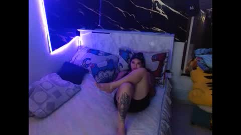 couple_hot77 online show from April 2026 11:07:02 PM