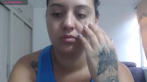  ALEJANDRO Y EMILY  online show from December 2025 12:36:02 PM