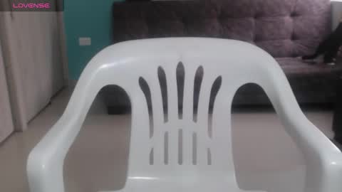  ALEJANDRO Y EMILY  online show from January 2026 03:03:01 PM