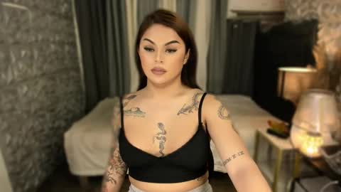 courtney online show from December 2024 03:33:02 AM