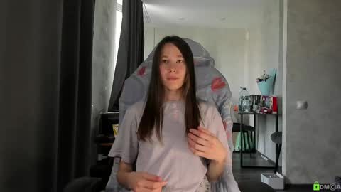Snapshot of courtney_luv chatting on May 2026 09:06:02 AM Im Courtney Nice to meet youFollow meInstagram courtneyluv778 online show from May 2026 09:06:02 AM