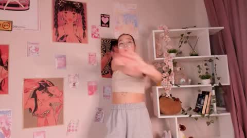 Yuna online show from September 2025 09:25:02 PM