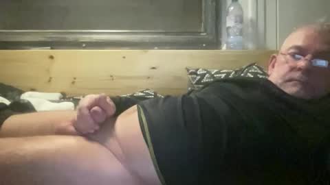 crapaud75018 online show from January 2026 05:18:02 PM