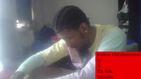 Snapshot of craze320084 chatting on June 2026 06:52:01 PM craze320084 online show from June 2026 06:52:01 PM