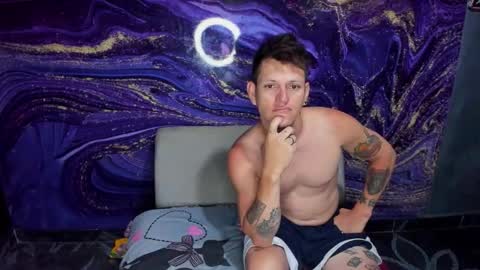 crazy_acouple_donpillo online show from September 2025 10:31:01 PM