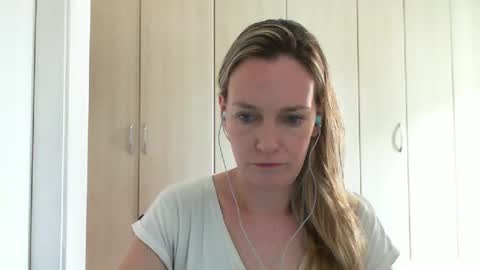 Snapshot of crazyanny chatting on January 2025 10:51:02 AM Anny online show from January 2025 10:51:02 AM