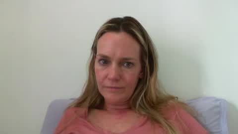 Snapshot of crazyanny chatting on January 2025 05:32:01 PM Anny online show from January 2025 05:32:01 PM