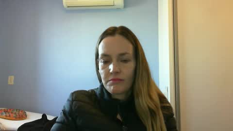 Snapshot of crazyanny chatting on September 2025 10:59:01 AM Anny online show from September 2025 10:59:01 AM