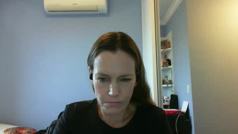 Snapshot of crazyanny chatting on September 2025 10:50:01 AM Anny online show from September 2025 10:50:01 AM