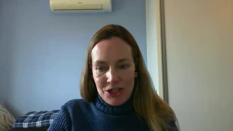 Snapshot of crazyanny chatting on September 2025 04:10:02 PM Anny online show from September 2025 04:10:02 PM