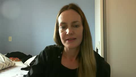 Snapshot of crazyanny chatting on October 2025 03:51:02 PM Anny online show from October 2025 03:51:02 PM