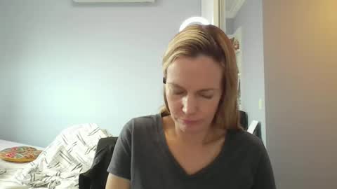 Anny online show from February 2026 10:52:02 AM