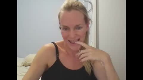 Anny online show from February 2026 12:28:02 AM