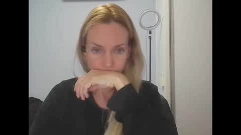 Snapshot of crazyanny chatting on May 2026 12:08:02 AM Anny online show from May 2026 12:08:02 AM