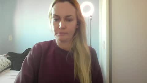 Snapshot of crazyanny chatting on June 2026 12:31:01 PM Anny online show from June 2026 12:31:01 PM