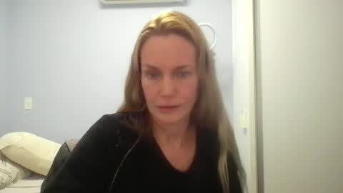 Snapshot of crazyanny chatting on June 2026 12:15:02 AM Anny online show from June 2026 12:15:02 AM