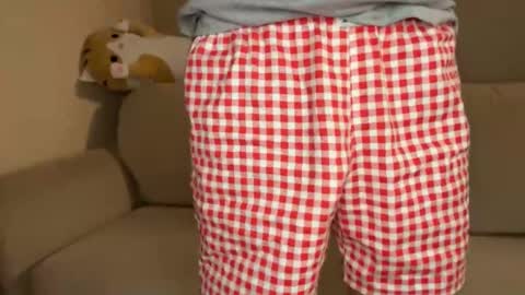 Snapshot of crazybottom99 chatting on January 2025 07:05:01 PM Alex online show from January 2025 07:05:01 PM