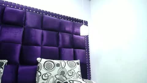 diosalinda online show from March 2025 11:04:02 PM