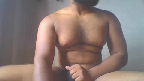 crazzy_booy online show from October 2025 03:45:02 AM