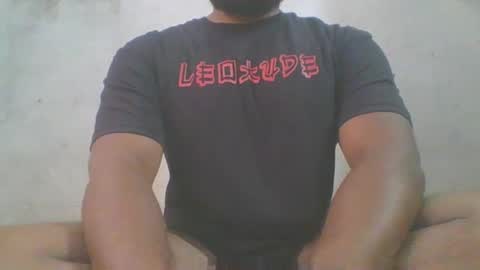 crazzy_booy online show from January 2026 04:39:02 AM