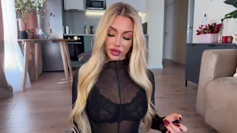 ALEXA AND WALLY online show from April 2026 06:51:02 AM