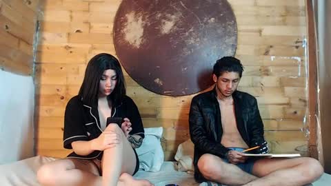  CAMILA Y SEBASTIAN online show from January 2025 03:44:01 AM