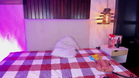 creamy_angelo online show from October 2025 09:04:02 PM