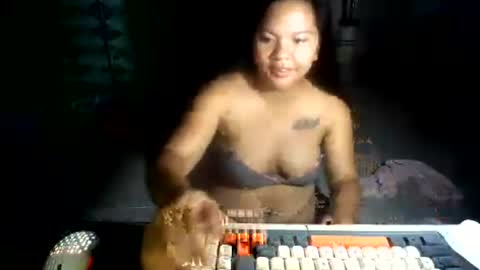 Snapshot of creamy_cunt4uxx chatting on July 2026 05:22:01 AM my pussy always wet online show from July 2026 05:22:01 AM