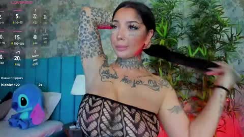 Sophie online show from June 2026 06:52:02 AM
