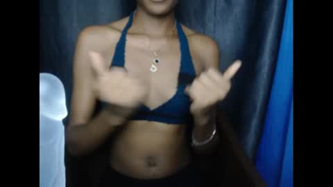 Snapshot of creamyxmuffin chatting on February 2025 10:29:02 PM creamyxmuffin online show from February 2025 10:29:02 PM