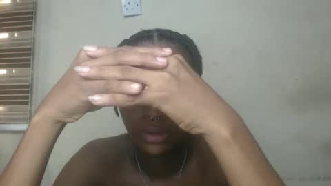 Snapshot of creamyxmuffin chatting on September 2025 07:56:02 AM creamyxmuffin online show from September 2025 07:56:02 AM