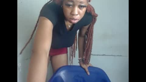 Snapshot of creamyxpussyx chatting on July 2026 08:39:02 AM creamyxpussyx online show from July 2026 08:39:02 AM