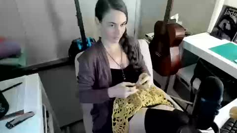 Creature Marie online show from October 2025 01:37:02 AM