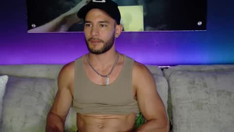 CRHISTIAN online show from September 2025 11:04:02 PM