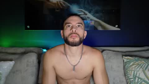 CRHISTIAN online show from February 2026 03:00:01 PM