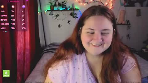Snapshot of crim0nrose chatting on July 2026 06:05:01 AM Crimson Rose online show from July 2026 06:05:01 AM