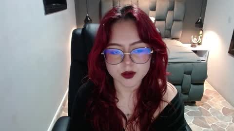 Snapshot of crimson_tati chatting on December 2024 08:11:01 AM Tatiana online show from December 2024 08:11:01 AM