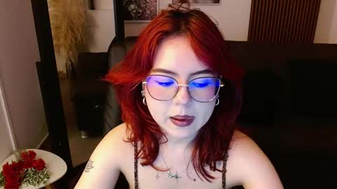 Snapshot of crimson_tati chatting on February 2025 03:15:02 AM Tatiana online show from February 2025 03:15:02 AM