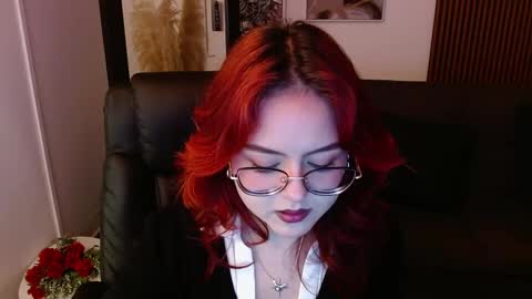 Snapshot of crimson_tati chatting on March 2025 05:11:01 AM Tatiana online show from March 2025 05:11:01 AM