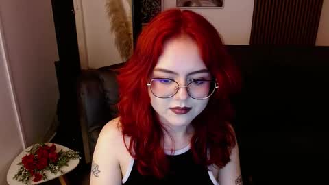 Snapshot of crimson_tati chatting on March 2025 08:11:01 AM Tatiana online show from March 2025 08:11:01 AM