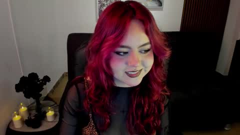 Snapshot of crimson_tati chatting on September 2025 04:40:02 AM Tatiana online show from September 2025 04:40:02 AM