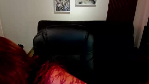Snapshot of crimson_tati chatting on October 2025 04:21:02 AM Tatiana online show from October 2025 04:21:02 AM
