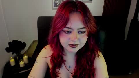 Snapshot of crimson_tati chatting on October 2025 03:51:02 AM Tatiana online show from October 2025 03:51:02 AM