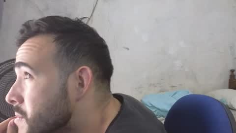 Snapshot of cris_simons chatting on December 2024 09:08:02 PM cris_simons online show from December 2024 09:08:02 PM