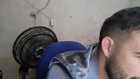 Snapshot of cris_simons chatting on February 2025 12:15:02 AM cris_simons online show from February 2025 12:15:02 AM