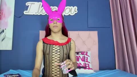 Cris Evanz online show from February 2025 10:41:01 PM